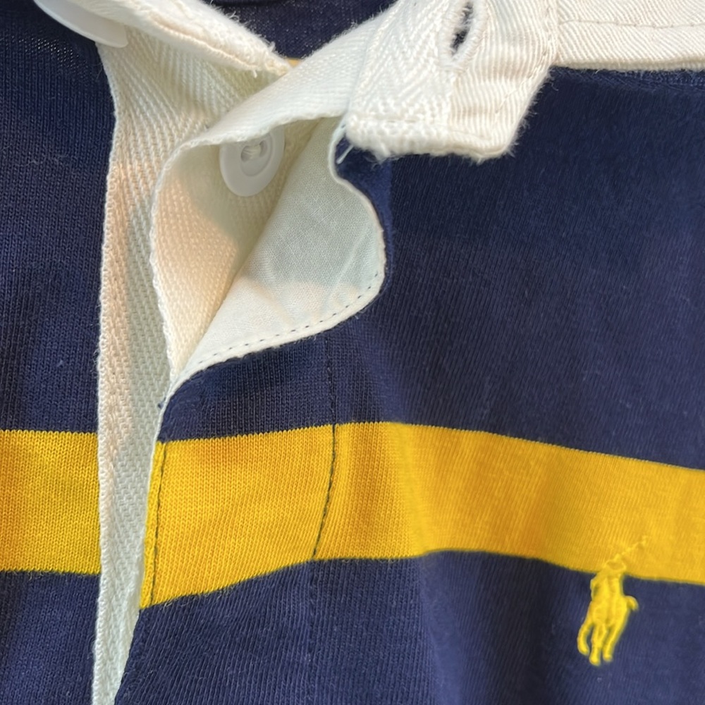 POLO Ralph Lauren Hooded Rugby Shirt; boys Med (10-12); 1/4 Button; White Collar - Picture 13 of 15